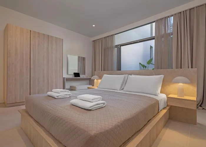 Natural Harmony ,luxury Oasis & Hot Tub Rhodes City