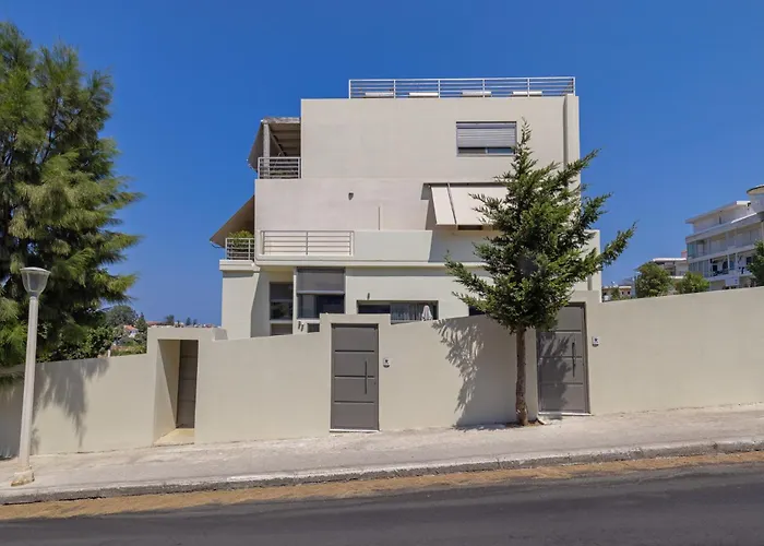 Natural Harmony ,luxury Oasis & Hot Tub Appartamento Rhodes City