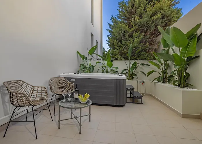 Natural Harmony ,luxury Oasis & Hot Tub